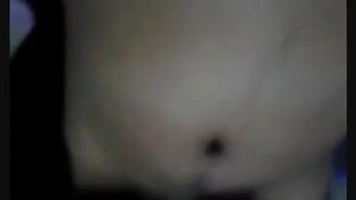 İki təcrübəli qızla qrup porno videosu