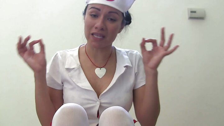 Ceki Hoff ilə bir mağazada POV porno