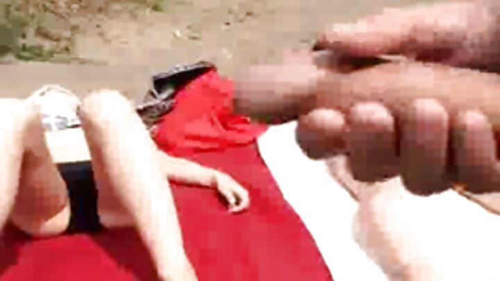 Bir oğlanın vanna otağında bir qızla sikdiyi kremli pornosu.