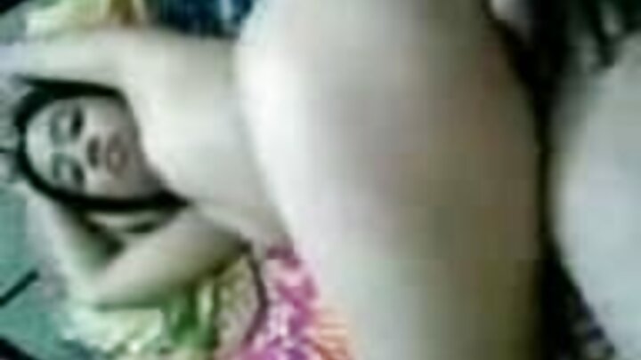 Rus pornosu, burada oğlan sevgilisini uzun siklə sikir