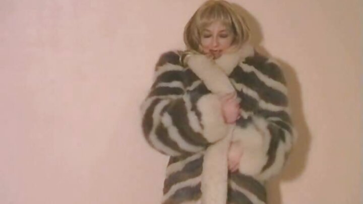 Eva Svit və Vanna Bardot sevgililərinə qaradərili bir kişi ilə xəyanət edirlər