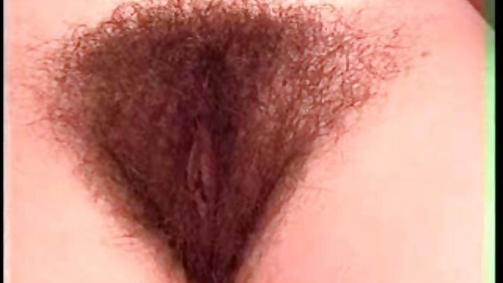 Valentina Nappinin sevgilisi ilə sikişdiyi anal porno
