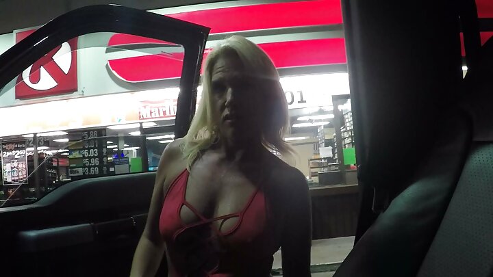 Bir oğlanın kamerada bir qızla sikişdiyi rus ev porno